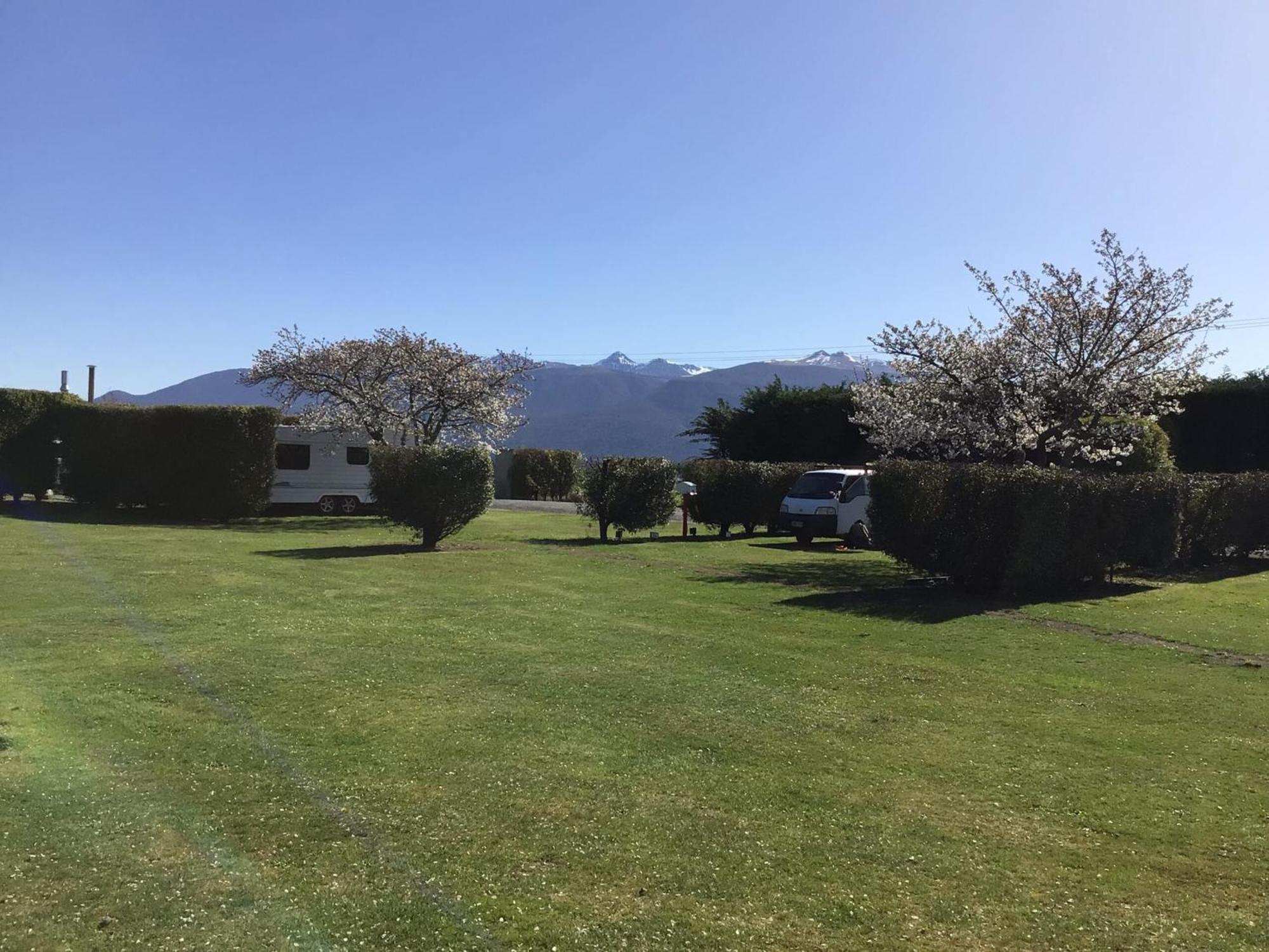 Fiordland Great Views Holiday Park Te Anau Dış mekan fotoğraf