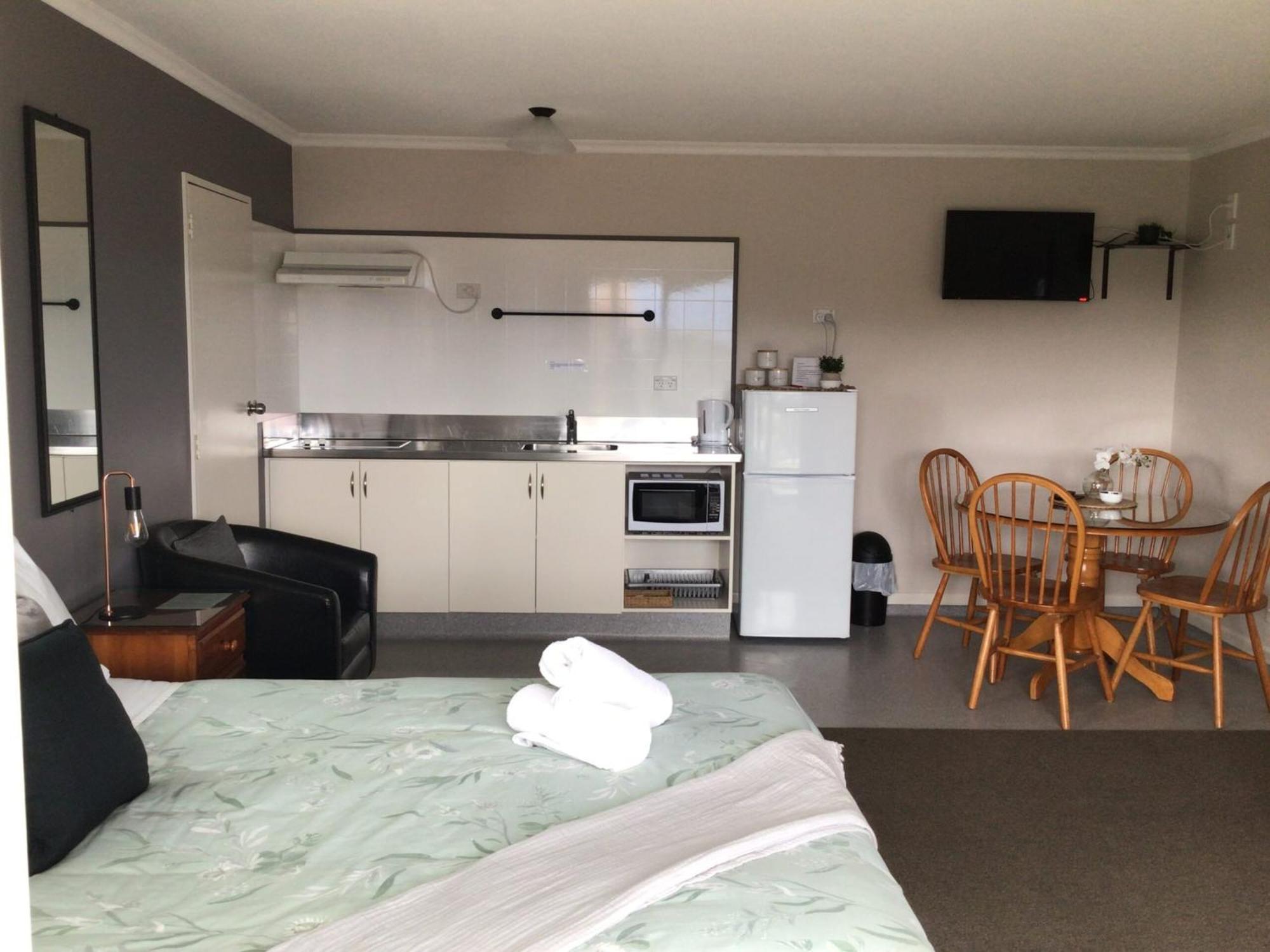 Fiordland Great Views Holiday Park Te Anau Dış mekan fotoğraf