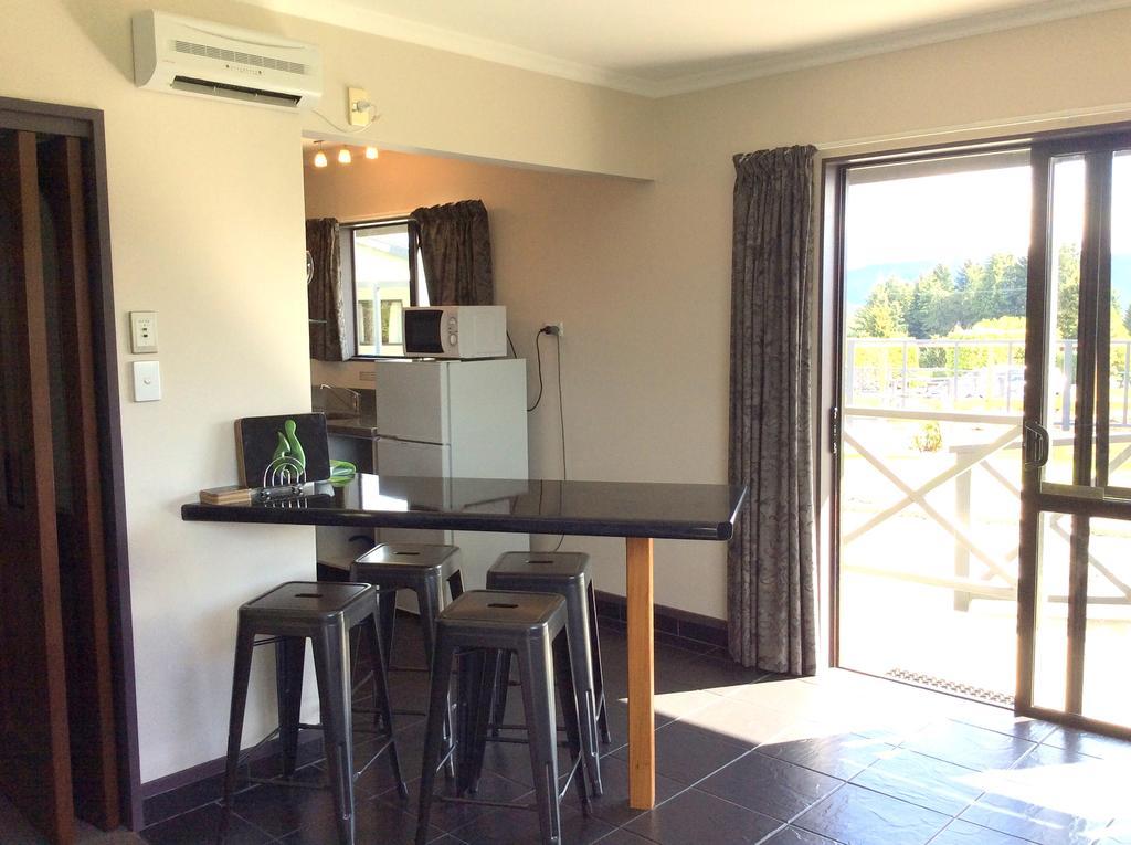 Fiordland Great Views Holiday Park Te Anau Dış mekan fotoğraf