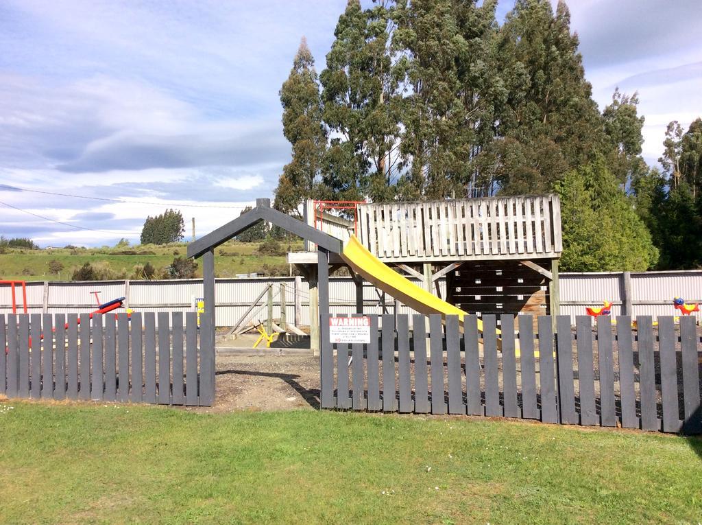 Fiordland Great Views Holiday Park Te Anau Dış mekan fotoğraf