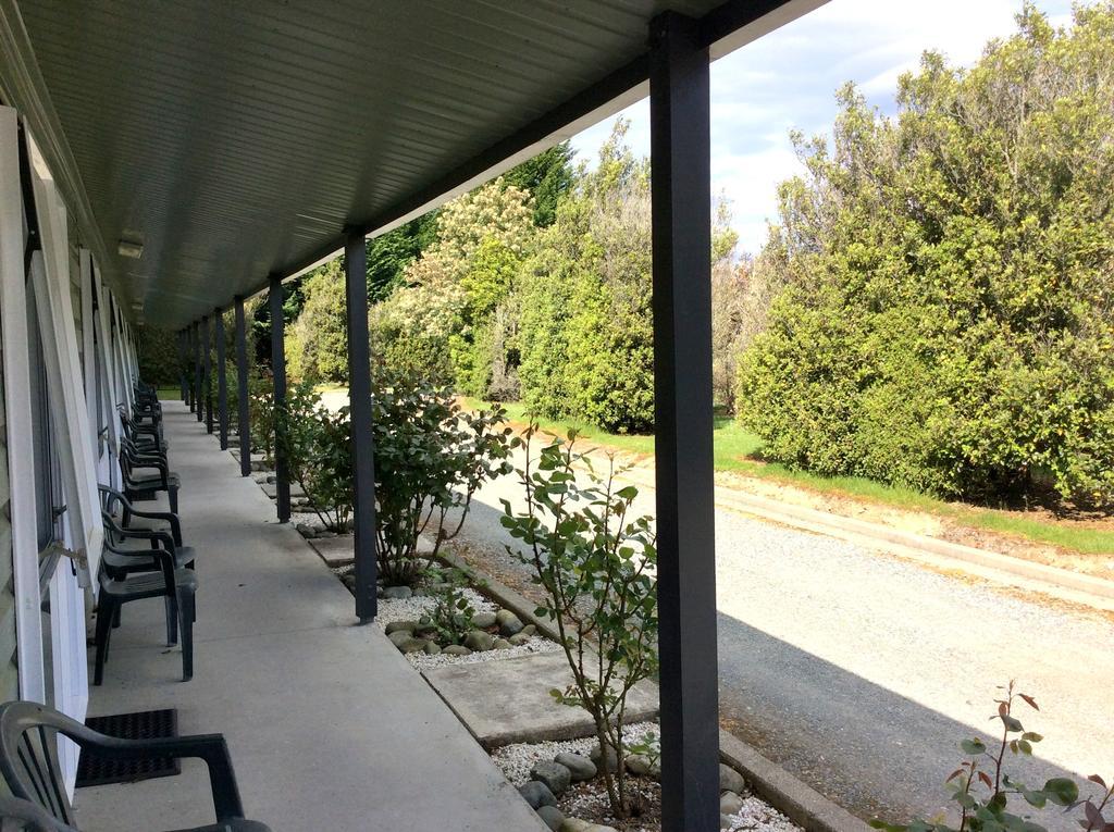 Fiordland Great Views Holiday Park Te Anau Dış mekan fotoğraf