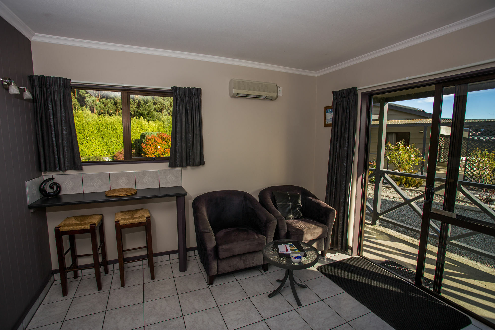 Fiordland Great Views Holiday Park Te Anau Dış mekan fotoğraf